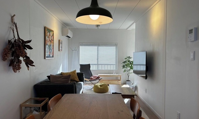 Toba Apartamento | Ideal for sightseeing in Iseshima / PAARU inn (2nd floor Room A) at the entrance of Pearl Road / Self check-in