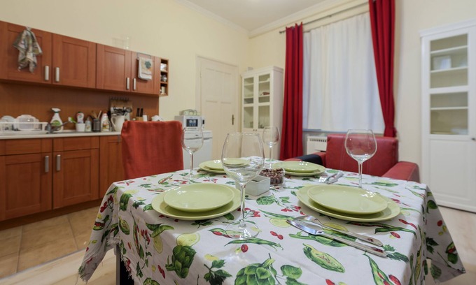 Lagymanyos Apartamento | Ideal para viajeros en solitario cerca del río Danubio y la Ciudadela