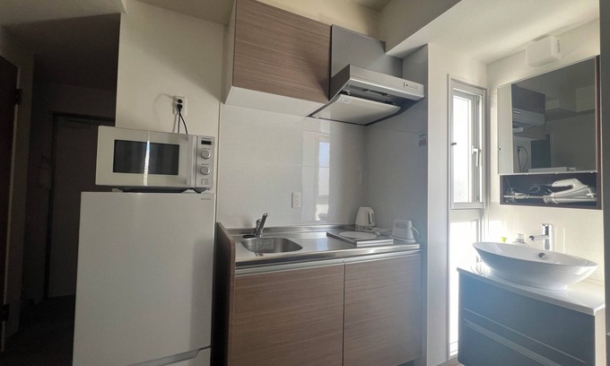 Shikina Apartamento | Ideal for travel, a clean studio with excellent access.