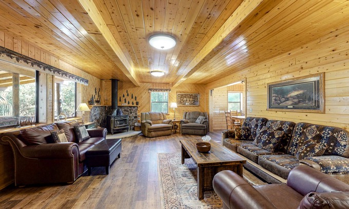 South Fork Casa | Ideal Gem on the River w/ Wood-Burning Fireplace, Spacious Deck, & WiFi