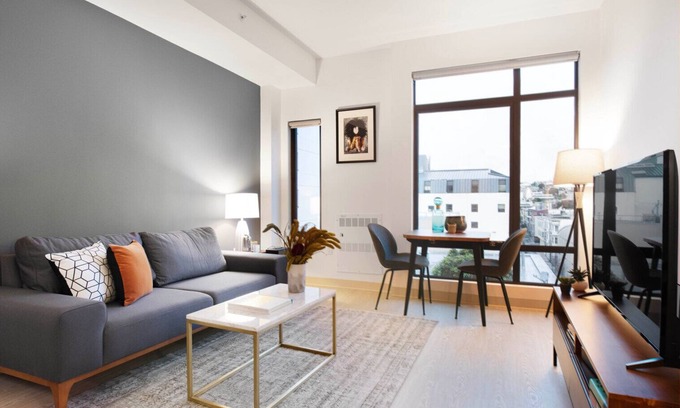 Civic Center Apartamento | Ideal Hayes Valley studio w/ Rooftop, W/D, 1 min to BART by Blueground