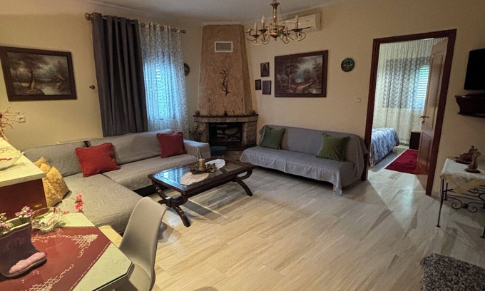 Karditsa Apartamento | IDEAL HOUSE IN KARDITSA