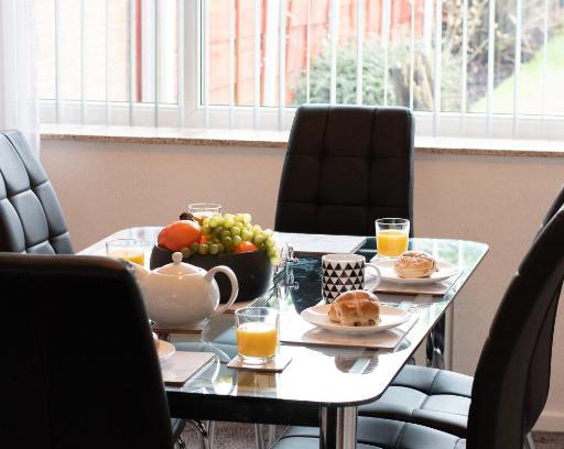 Prestwich Casa | Ideal Lodgings In Whitefield