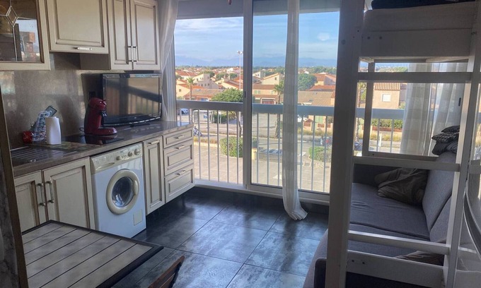 Saint-Hippolyte Apartamento | Estudio ideal a 100m de la playa con aparcamiento seguro