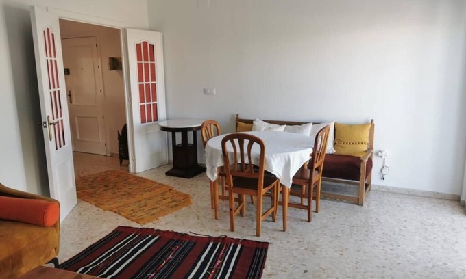 Chiclana de la Frontera Apartamento | Ideally located holiday home