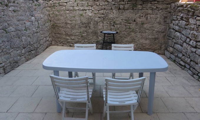 Clairvaux-les-Lacs Apartamento | Ideally located apartment with terrace 10 minutes from the beach
