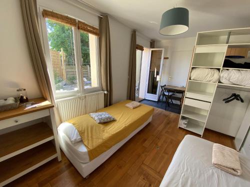Saint-Cyr-l'Ecole Apartamento | ideally located next to castle park