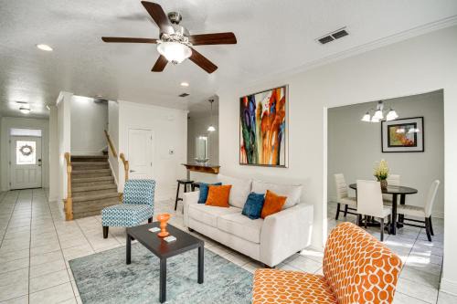 Gulfport Apartamento | Ideally Located Gulfport Condo Less Than 1 Mi to Beach!