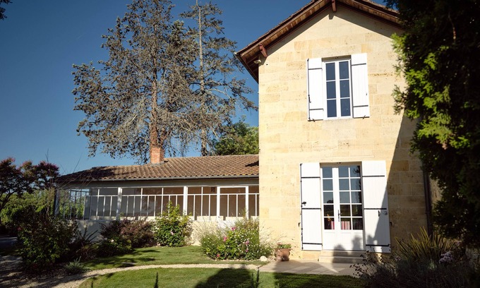 Montagne Cabaña | Saint Emilion, lugar ideal, casa rural en piedra, turismo vinícola (Gite Bachus)