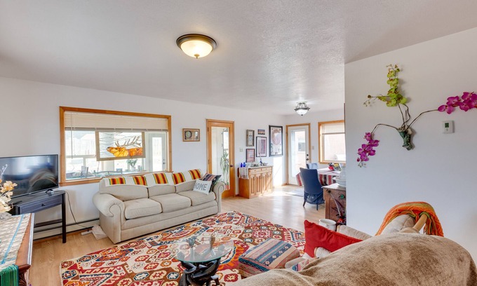 Taos Casa | ¡NUEVO! Taos Tranquility: Wild Woman Running Sanctuary