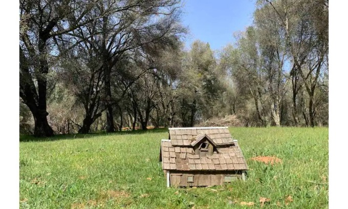 Shenandoah Valley Cabina | Idyll Acres Charming Wine Country Farmhouse