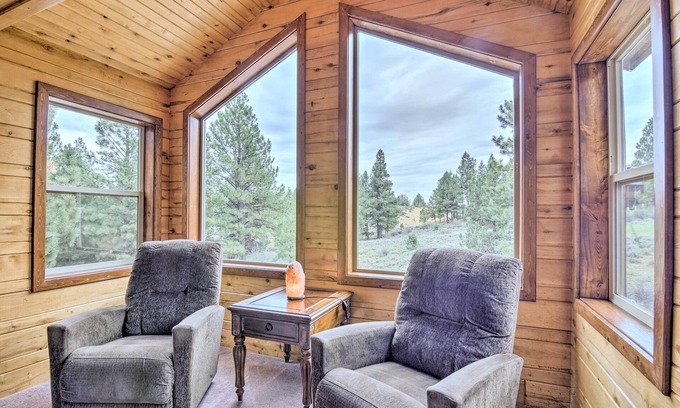 Long Valley Junction Cabaña | Idyllic Alton Escape ~ 37 Mi to Bryce Canyon!