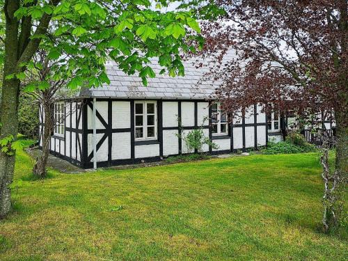 Aalbaek Casa | Idyllic Beach Retreat in Albaek
