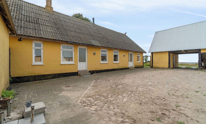 Ronne Casa | Idyllic country house with sea view and sunsets