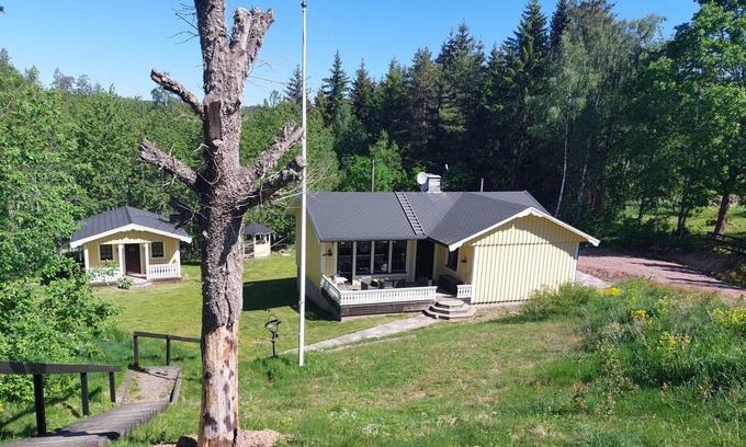 Hultsfred Casa | Idyllic rural secluded location. Rest and tranquility with proximity to Lake Ver