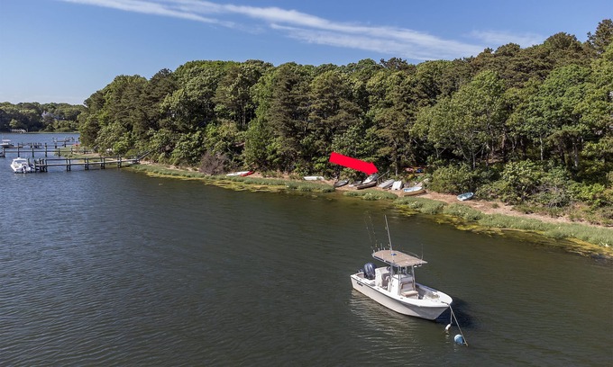 Cotuit Casa | Idyllic Summer in the Cotuit Coves.