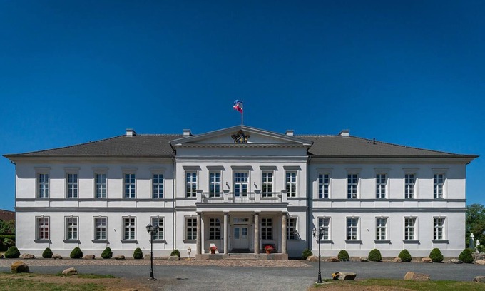 Molln Apartamento | Idyllic vacation apartment in the Groß Helle manor house