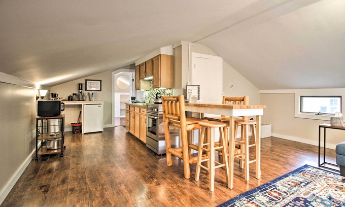 Wallingford Casa | Idyllic Wallingford Retreat - Near Skiing & Hiking