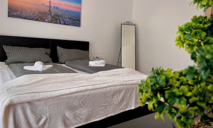 Arzbach Apartamento | Idyllische Ferienwohnung mit Balkon & Ausblick