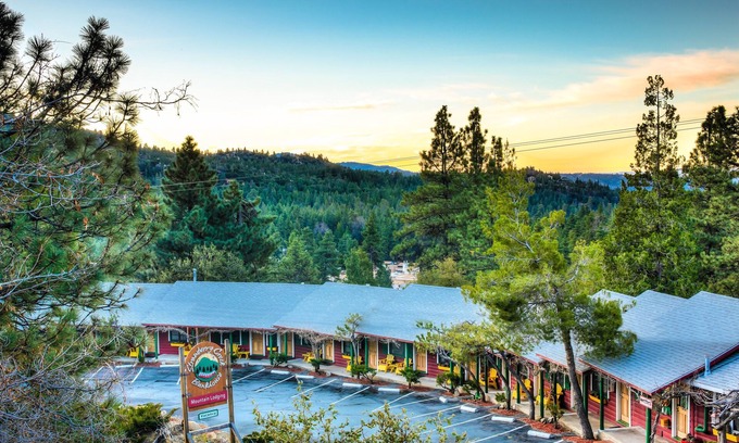 Idyllwild Cama Y Desayuno | Idyllwild Bunkhouse