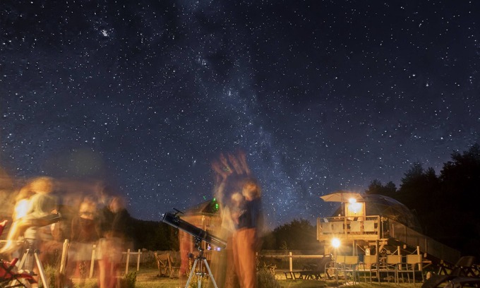 Prades Cama Y Desayuno | Iglú de las estrellas Orión, ¡ven en familia!