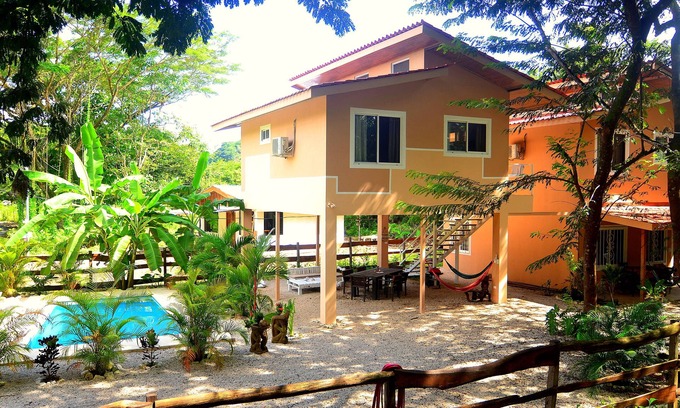 Sámara Casa | casa Iguana muy cerca de la playa con una lindissima vista en la jungla