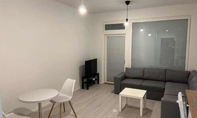 Aviapolis Apartamento | Ihana huoneisto juna aseman vieressä.