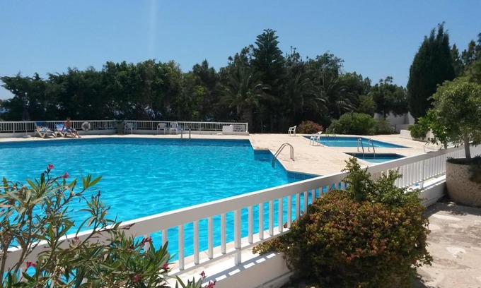 Chlorakas Apartamento | Ikaria Village Apt 201