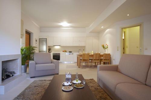Gonia Apartamento | Ikia Luxury Homes