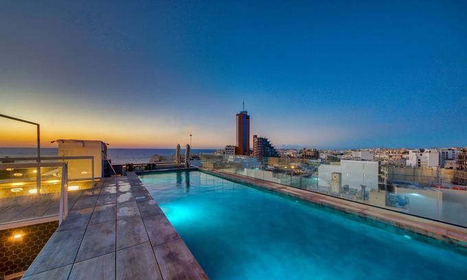 Paceville Hotel | IKYK Hotel - IK Collection