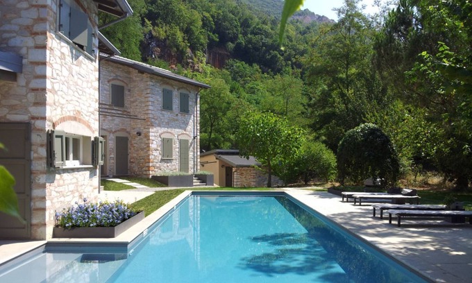 Seravezza Villa | Il Borgo Mediceo: ¡relájate cerca de la playa!