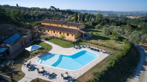 Capraia e Limite Apartamento | Il Casale
