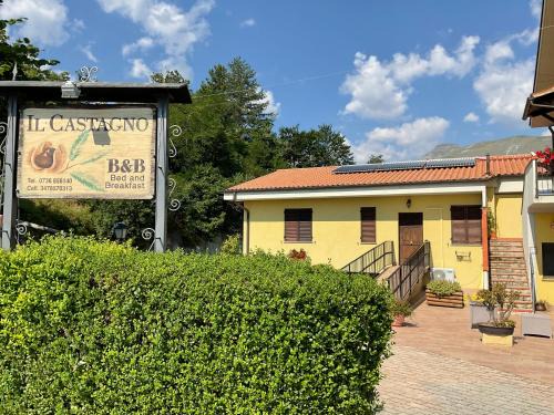 Montemonaco Cama Y Desayuno | Il Castagno