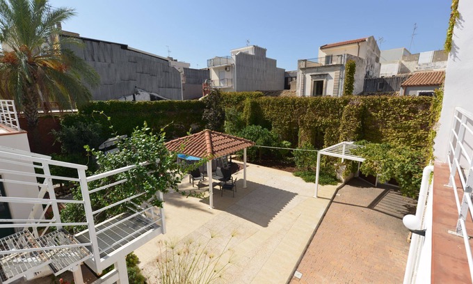 Floridia Casa | Il Giardino delle Meraviglie