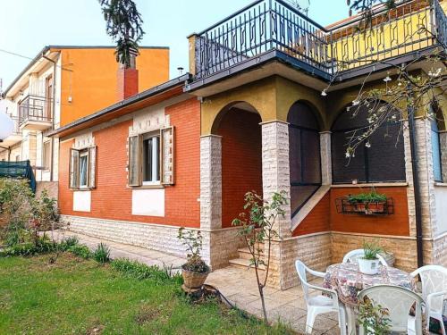 Avezzano Casa | Il giardino delle rose