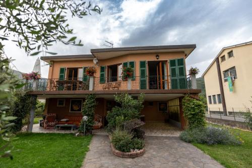Ameglia Apartamento | Il Giardino di Carlo Apartament- famiglie e gruppi