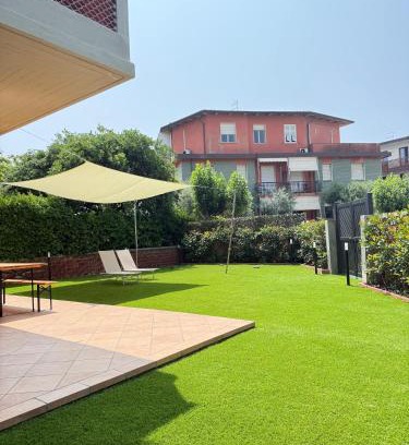 Marina di Carrara Apartamento | Il giardino di Anna
