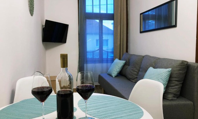 Pannonhalma Apartamento | IL-LAK Apartman