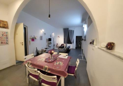 San Fruttuoso Apartamento | Il loft di Titti particolare open space WIFI free