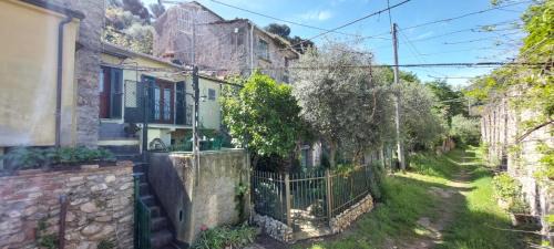 Le Grazie Casa | Il melograno la casetta nel verde
