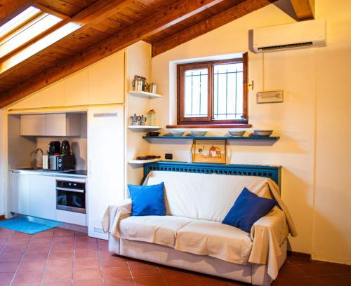 Trento Old Town Apartamento | Il Nettuno Chalet Stile Rustico in Centro Città