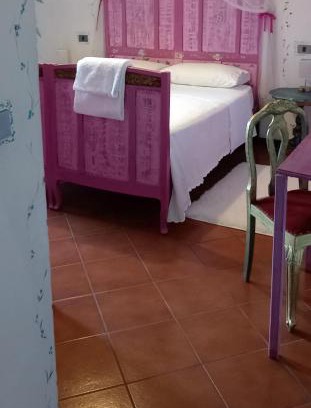 Borgomanero Cama Y Desayuno | Il Nido del Pettirosso
