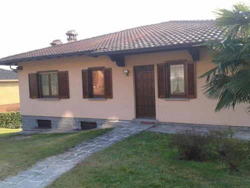 Mercallo Casa | Il NOCCIOLINO , 2 appartamenti