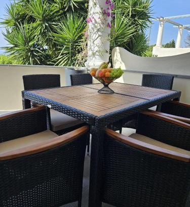 Tiberio Cama Y Desayuno | Il Portico B&B Capri