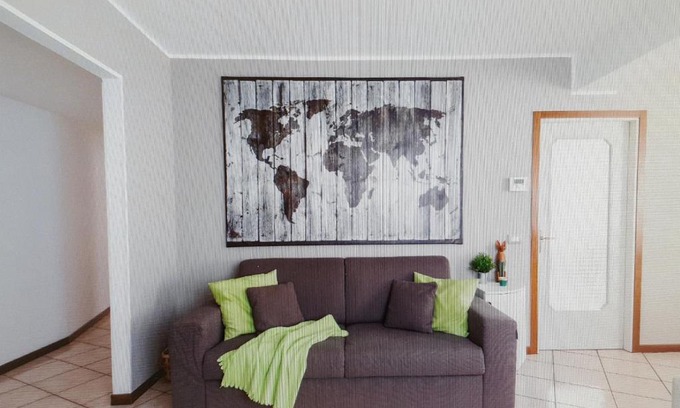 Brunate Apartamento | IL SOLE, grande appartamento in collina