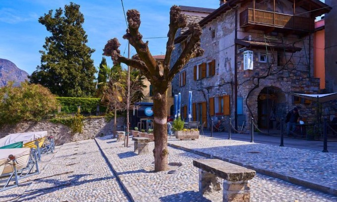 Claino Con Osteno Apartamento | Il Torrione by Interhome