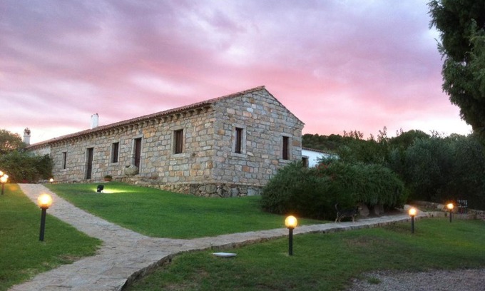 Arzachena Cama Y Desayuno | Il Vecchio Ginepro