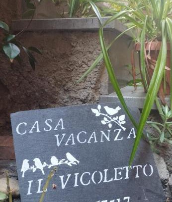 Bolsena Casa | Il vicoletto