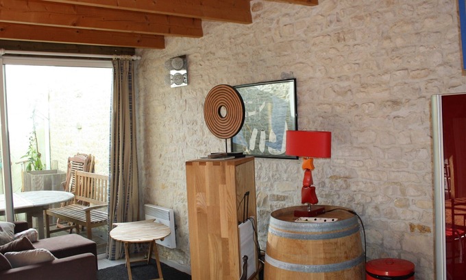 Le Bois-Plage-en-Re Casa | Ile de Ré- Bois Plage- Hermosa bodega de personajes en el centro del pueblo- 3 *
