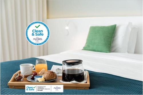 Ponta Delgada Hostal | Ilha Hostel & Suites